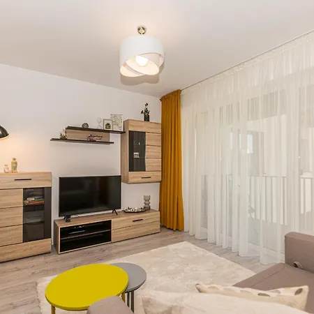 Appartement Ella 2 *